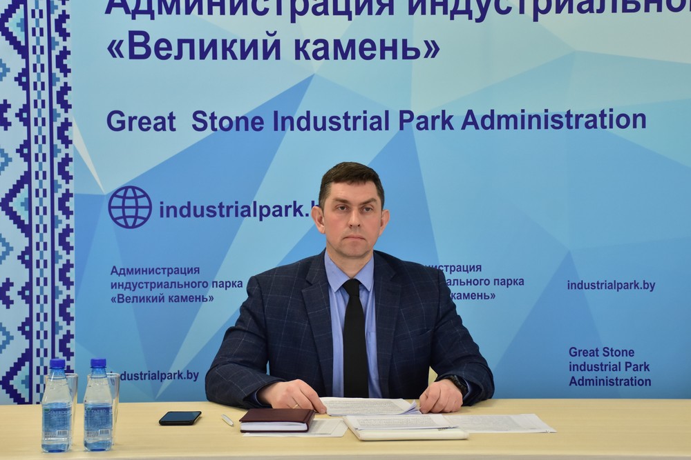 DSC_0975.JPG DSC_0975.JPG